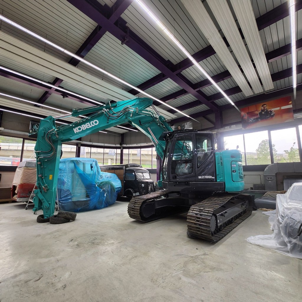 2bfb1d95-0b88-4c06-8f65-2a4169b6c4ae-SK270SRNLC-7 1.jpg