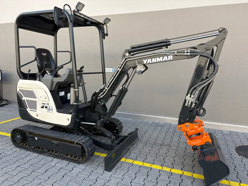 Bagger 1,8 To Yanmar SV18