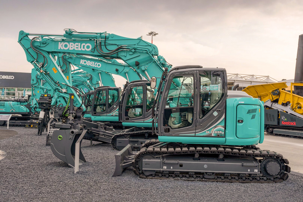 bd389ce4-28c4-488a-9b91-2b0ff46f7cf7-SK140 2PB Bauma 2019.jpg