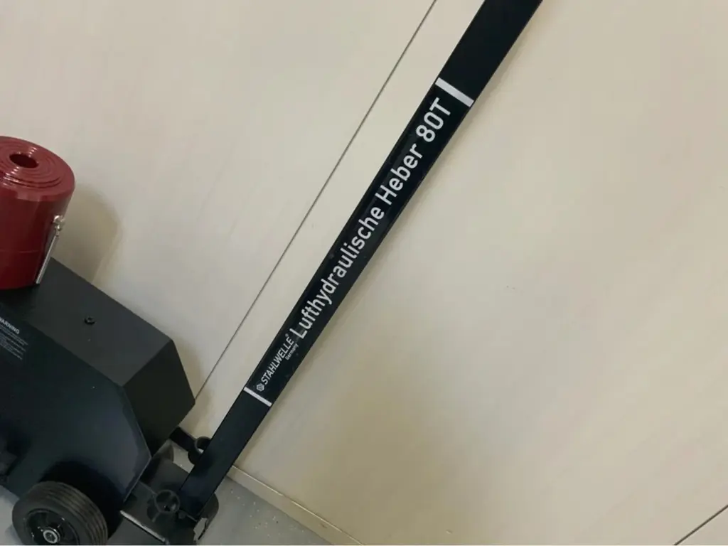 4091cf50-04fb-41f3-985e-4cdf9b560657-9 conv.jpg