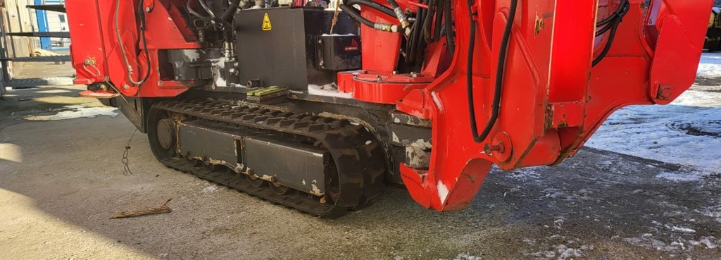 b76495aa-d741-46c9-931b-05cece2c8517-used spider crane.jpg