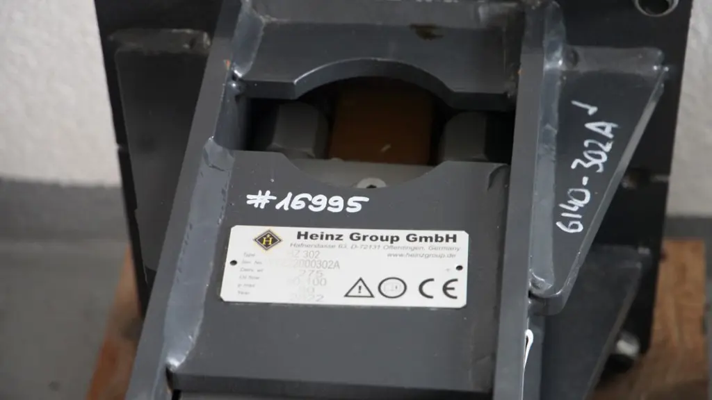 4491c4e9-0125-42ee-9acf-b15ff61a9c16-Heinz Germany hammer.jpg