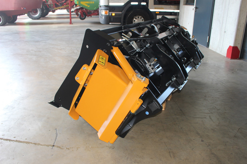 4e2be790-588c-4a57-9024-49cfdc9cbf53-Materialschaufel (11).JPG