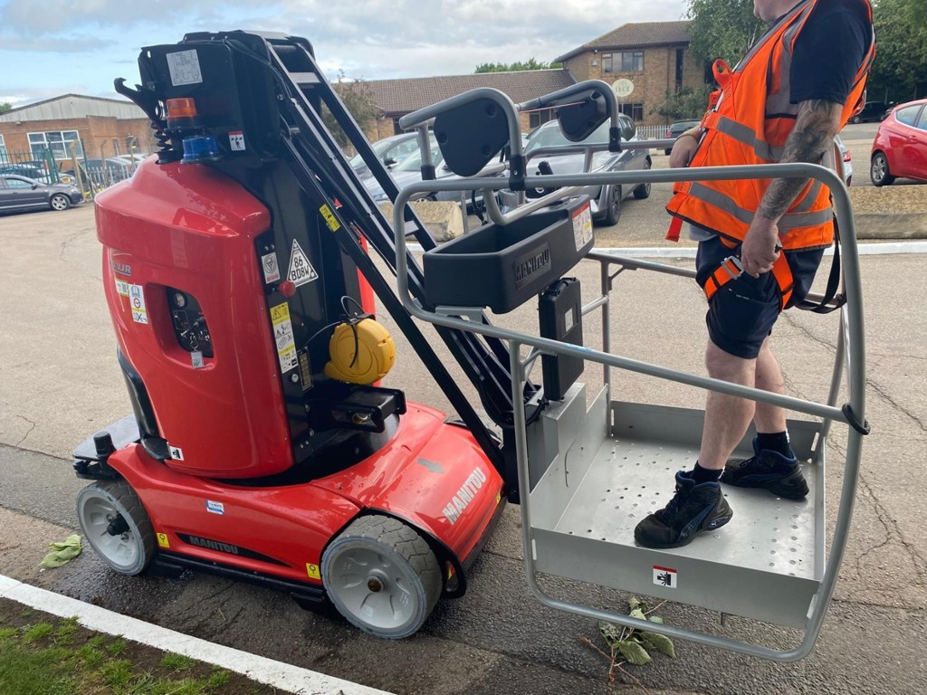 0744ed26-53d4-4b73-a5d2-952ede2eecc5-WhatsApp Bild 2025-10-28 um 18.jpg