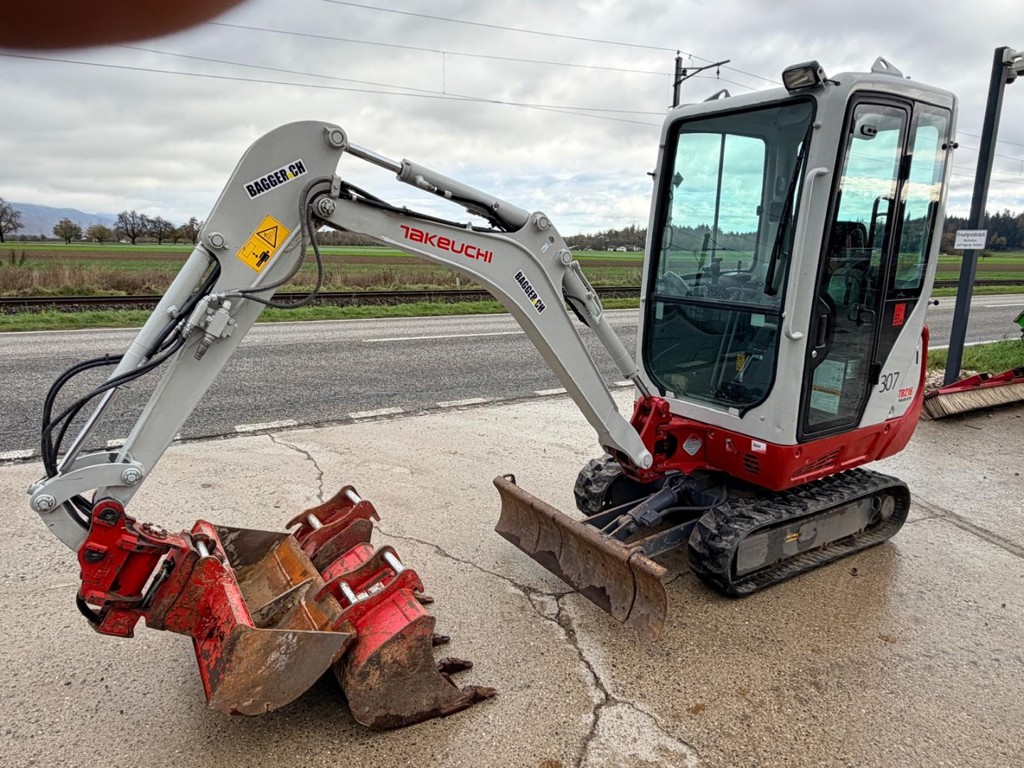 3906ed94-d7aa-4251-9804-8ecbe4f1a4df-WhatsApp Bild 2025-10-28 um 14.jpg