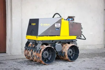 Rouleau de tranchée Bomag 1.6 T - 3.52.042 - WALZE