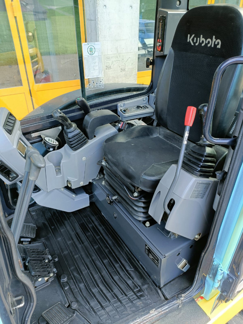 f60eaf8b-5507-4cc2-9b8d-3eeade934109-WhatsApp Image 2025-07-30 at 08.44.40 (3).jpg