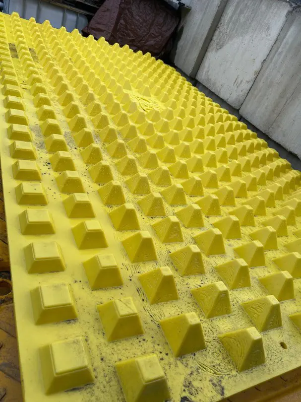 badaf123-1e72-4552-a2fc-4d6b83cb6779-FODS gebraucht 2.jpg