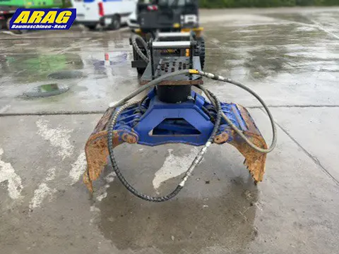79b36fda-72d2-4fa7-859d-c3af927d0e7a-ARAG U05_ARAG869_2_03.jpg