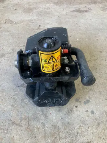 5ab7c551-8de4-48cd-9f59-18593d7cee91-Rockinger I_01.jpg