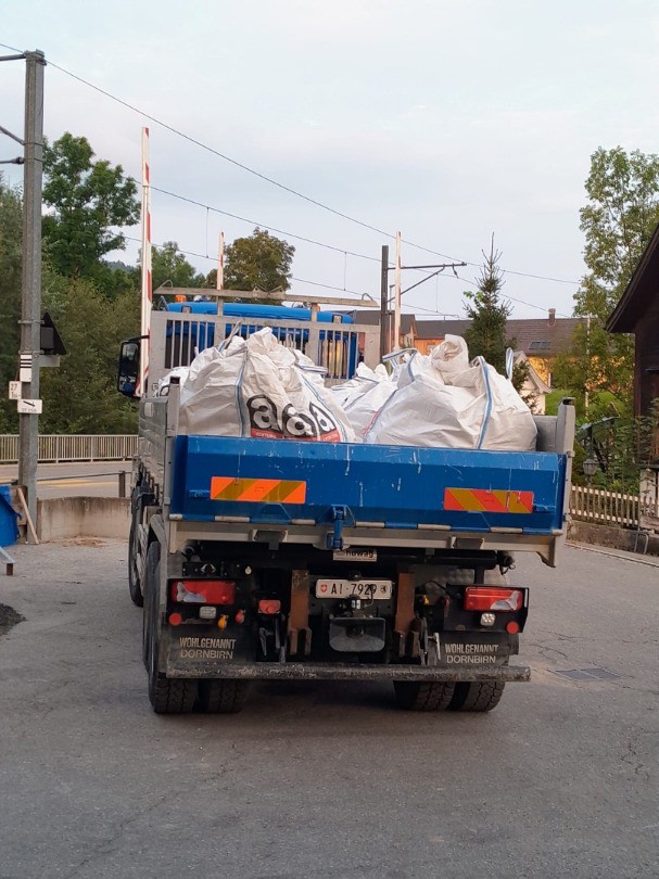 09b5a5a6-1f92-4873-92f7-7a932954d65c-WhatsApp Image 2026-01-07 at 07.jpg