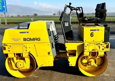 Walze Bomag BW100 AD-2