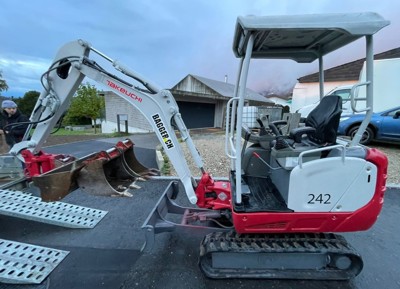 Bagger / Raupenbagger Takeuchi