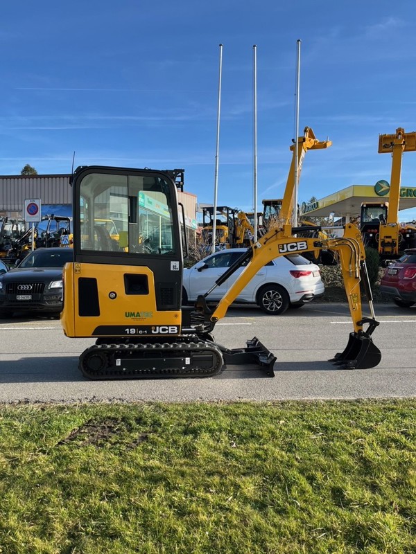 945f89bf-4e71-4071-9185-c3248ac32d39-19C-1 6.jpg