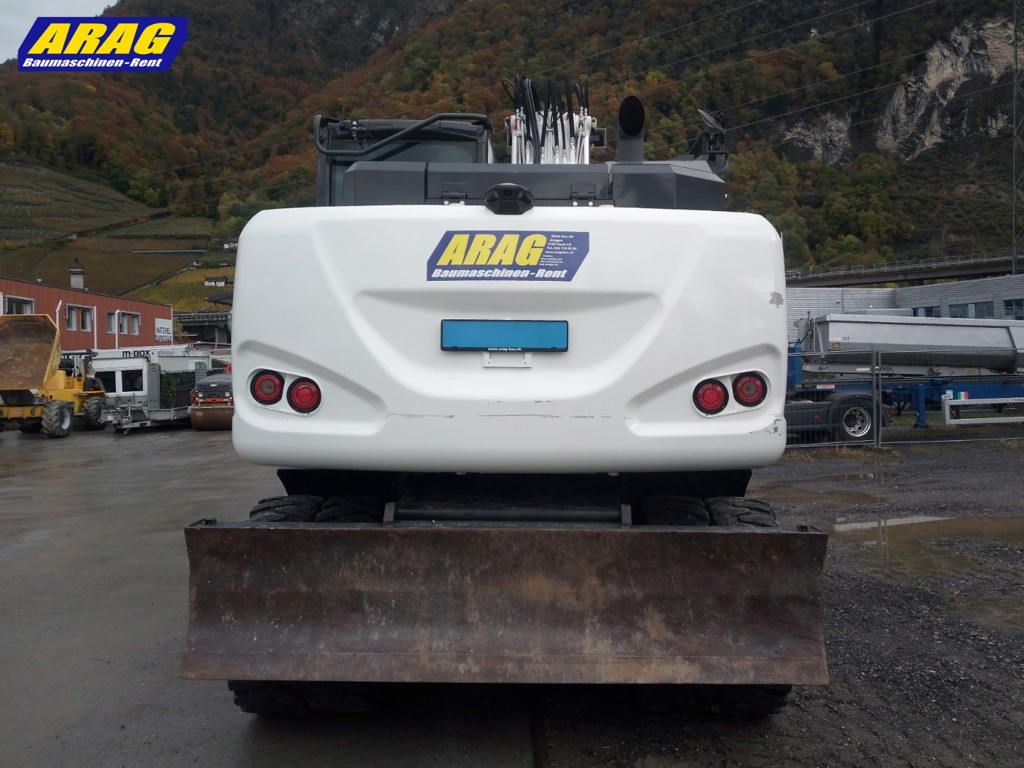 71121b68-d619-4e4a-9682-2e543b40a705-hitachi ZX140_0000003340_04.jpg