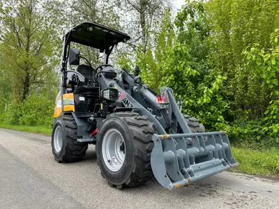 Giant G2200 Elektro X-tra / 2022 / M012849