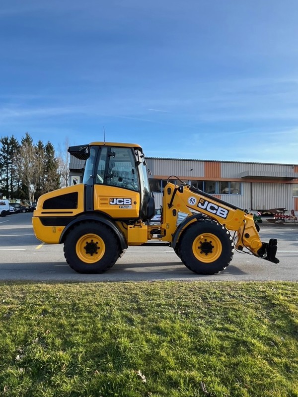 0108147a-137b-449b-9101-b7ab9f0c5391-220 6.jpg