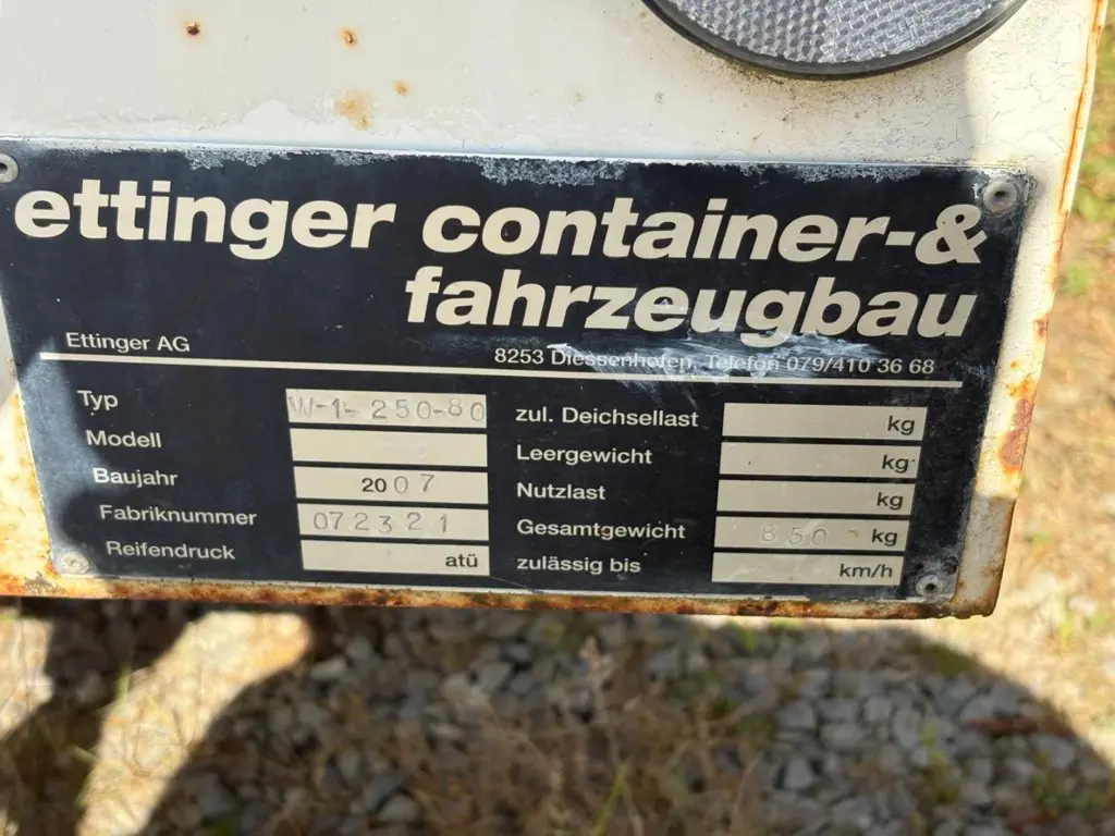 f644dca9-5c78-4742-b7d3-3f84571a19c8-Anhänger5.jpg