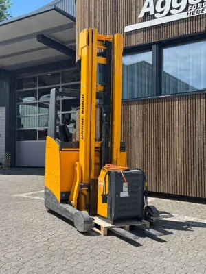 Jungheinrich Schubmaststapler ETV 214 7.10 m