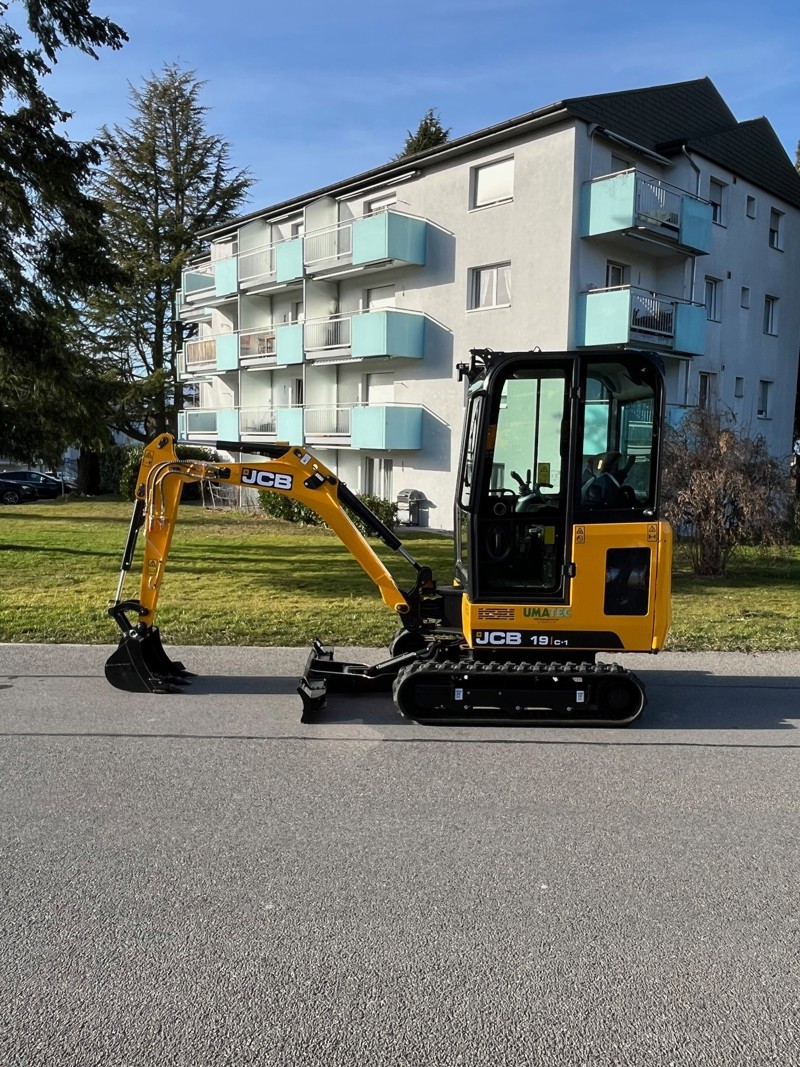 c6e45a69-19ce-4dbf-be1a-d3f907382e1e-19C-1 3.jpg