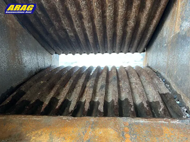 89006092-772f-4658-8325-ce356f3095b5-mb BF60.jpg