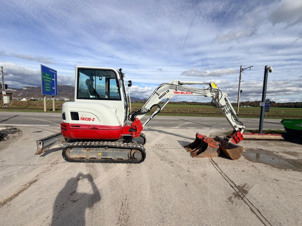 b57f5554-3d92-4f65-bb93-f91f2c35f818-WhatsApp Bild 2025-10-28 um 15.jpg