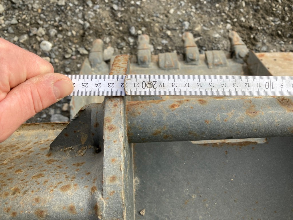 1156bece-3179-4a9f-8655-47af53b21db2-Grablöffel CanginiBenne AR50, 60cm, 222,40 (4).jpg