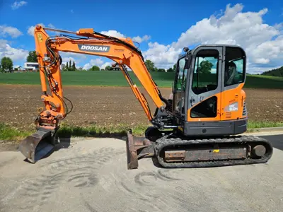 6.5t Bagger Doosan DX62 mit 2760h