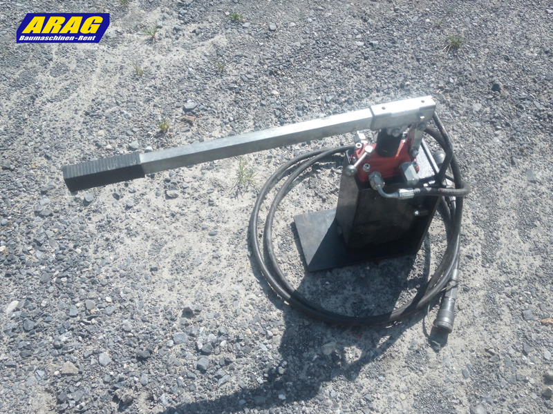 55f1332a-b868-4bc2-b709-150dfcadfcea-Engcon EC219_ARAG2351_01.jpg