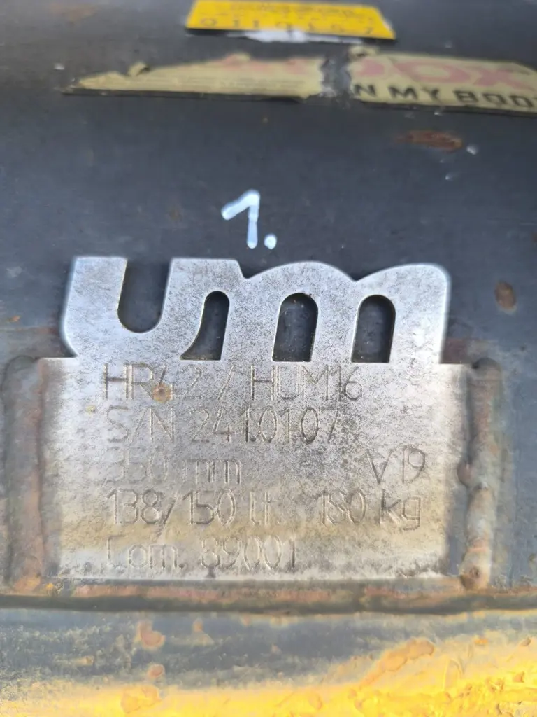 a21f2f36-515a-4d8b-962b-3c4311ac77d2-Grablöffel, HUM 16,1, 35cm (3).jpg