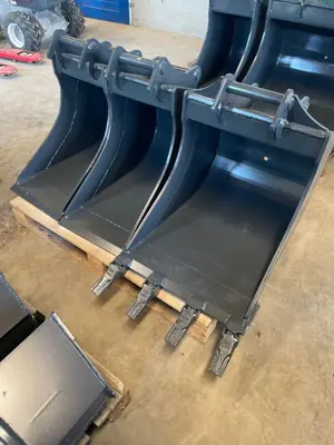 Planier- und Tieflöffel zu Bagger 1.7t bis 9t