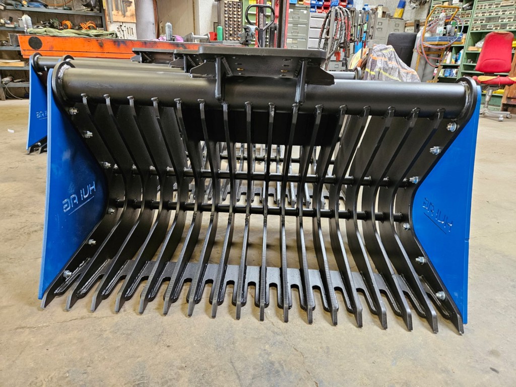 fe8391db-df7a-4e9d-bdbe-dbc7d01119f2-WhatsApp Image 2025-04-29 at 06.14.24 (1).png