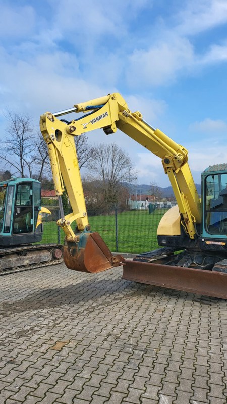d2cde246-27d9-44f7-9af4-d35491ac5f98-Yanmar B7 Sigma.jpg