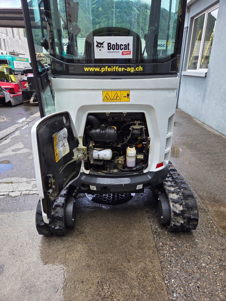 2cabb2a3-5db3-4469-b3f5-970e6bfe4c55-E20z B5HV11478(12).jpg