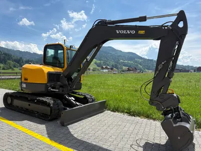 Volvo ECR88 Bagger 9.2To
