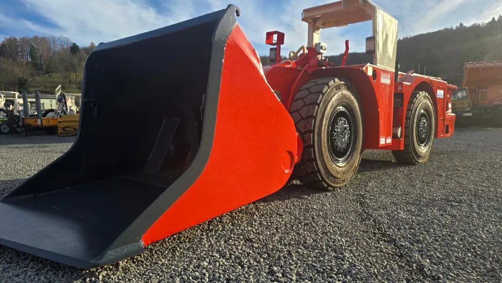 88b6998a-ec86-4d01-acde-5117000836f1-Tunnellader kaufen.jpg