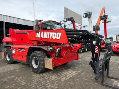 Manitou MRT 3050 Privilege PLUS ST4 S2 / 2017 / M010343