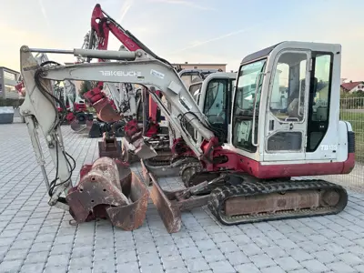 TAKEUCHI TB135