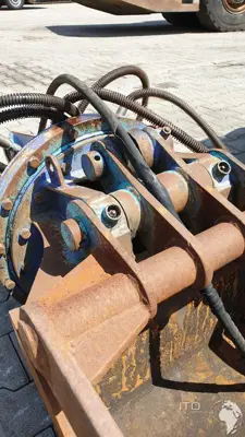 Komatsu Schwellengreifer für Zwei-Wege Minibagger
