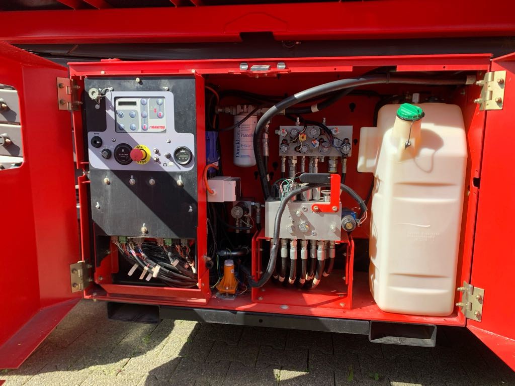 9795fe23-3f88-4785-851c-81b469b38c74-leiserag-manitou-120SC2-M013091-C01092024-Miete 2.png