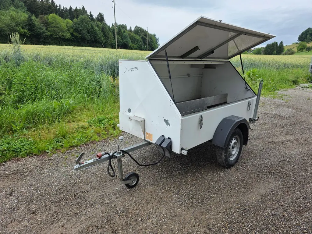 Wekzeuganhänger mit Ausbau