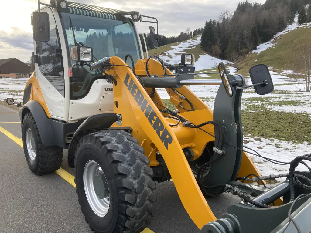 72294f9a-2eb0-4208-aa73-e924be9a77fe-Liebherr L508C (5).jpg