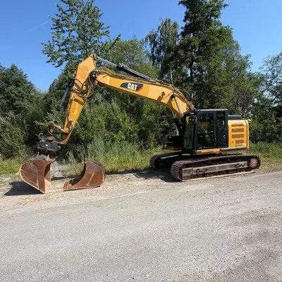 CAT 320E OilQuick70