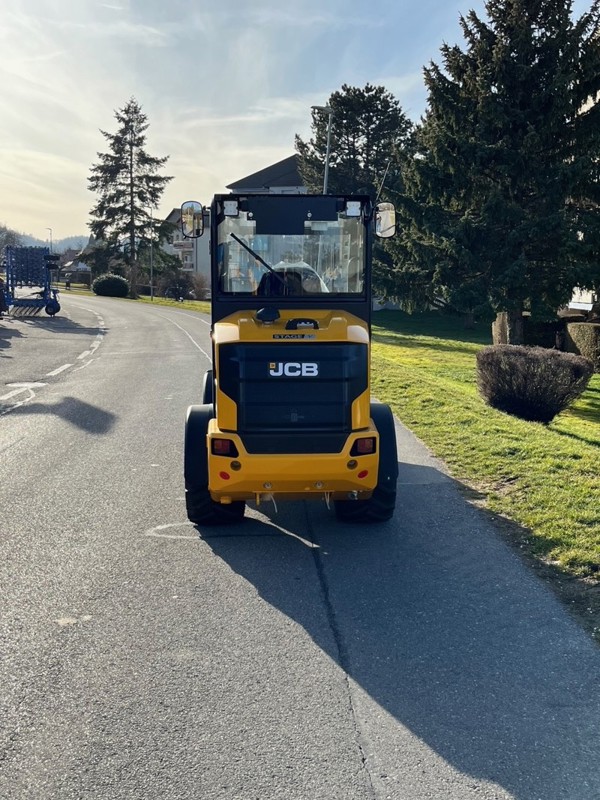 119cd09e-95e6-40fb-a72b-12f31346029b-403 5.jpg