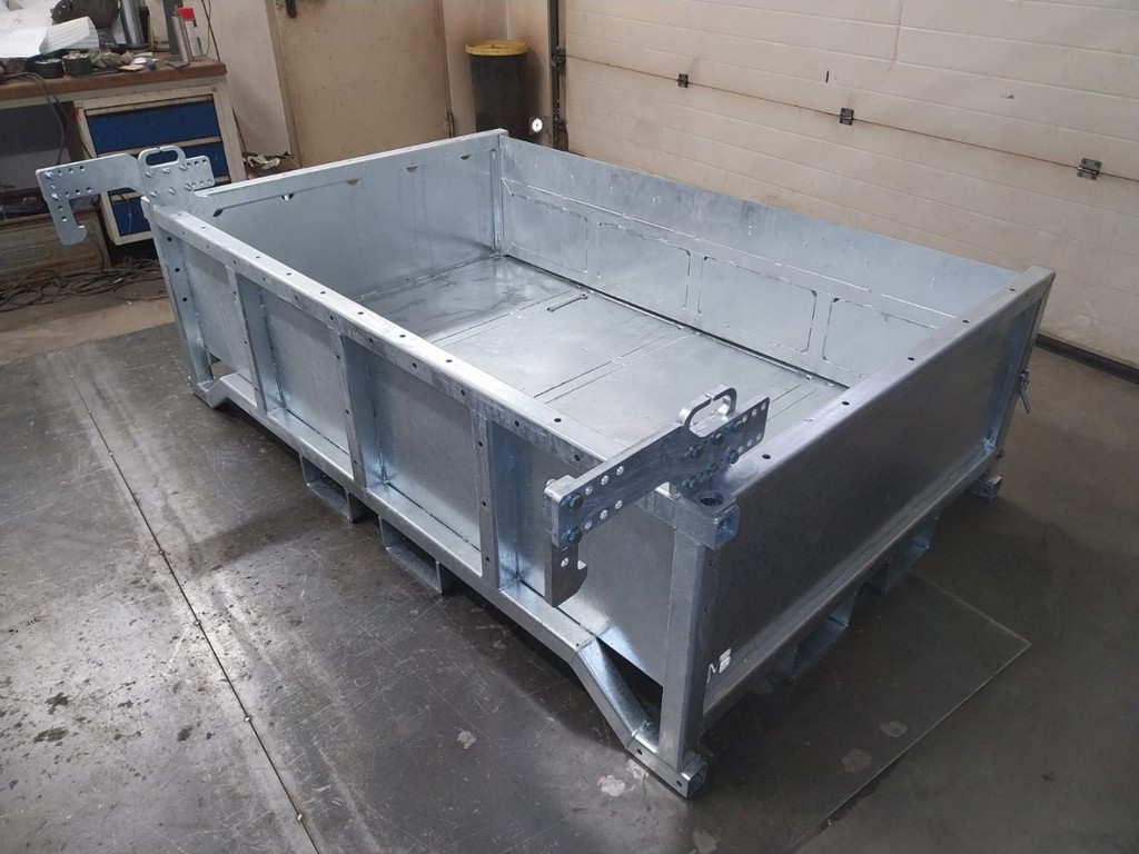 64a68040-1a0a-4733-83d9-69612a9bc708-WhatsApp Image 2025-12-05 at 09.jpg