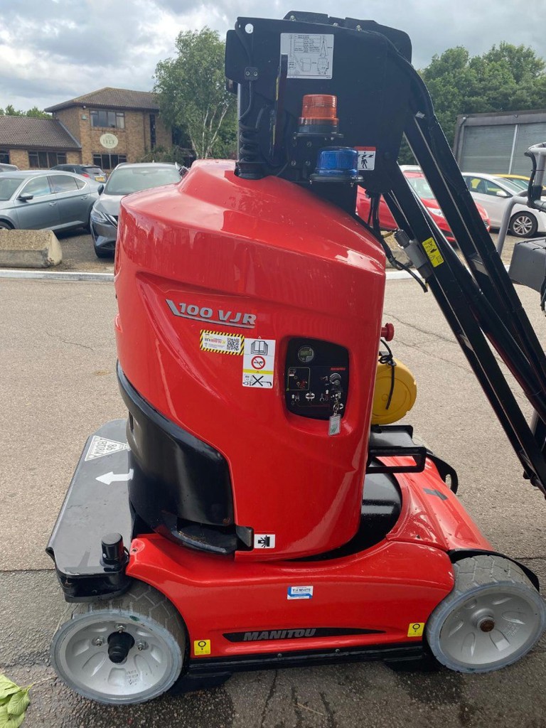 ea5c3b17-2f58-4012-93cc-055763e06830-WhatsApp Bild 2025-10-28 um 18.jpg