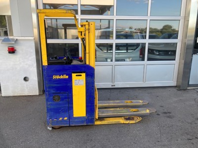 Stöcklin Gabelhochhubwagen EFI 1600 Quersitzstapler gebraucht