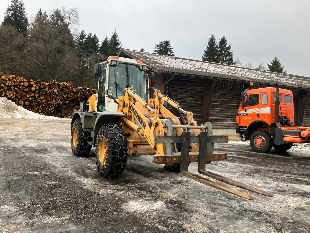 6f08f5a5-9e05-4c76-8bea-df11101099ba-Liebherr 514 9.jpg