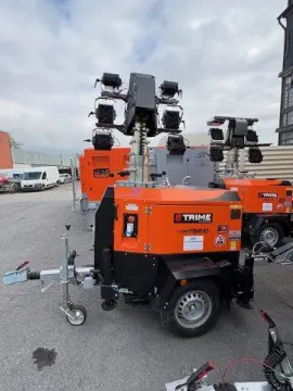 2a1af808-954c-41f3-9441-5466f07c7cf2-Lichtmast X-Eco-Hybrid_1.jpg