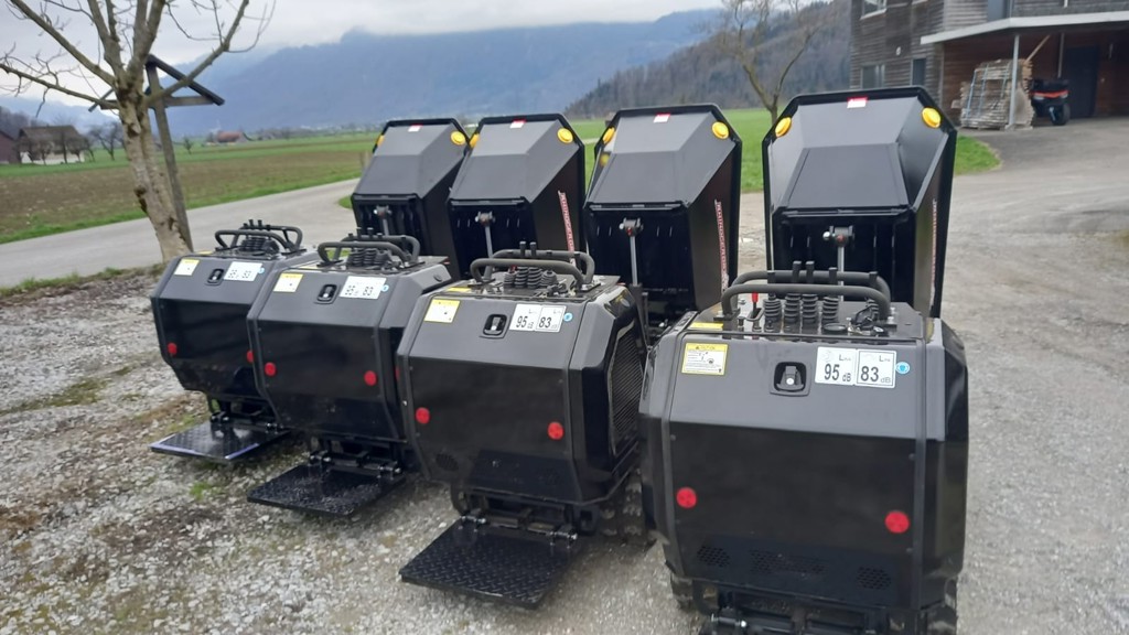 9c64a9bb-3212-46d2-a268-ee7f693188ef-WhatsApp Image 2025-08-28 at 10.jpg